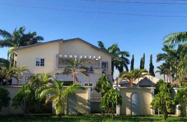 Cuzsi Bed & Breakfast hotel
