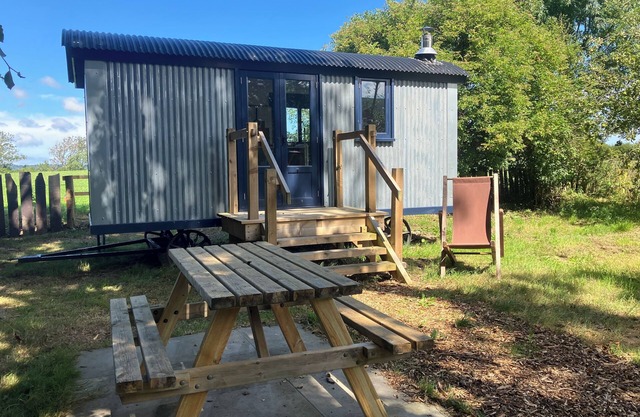 Cwt Clyd-Shepherd’s Hut