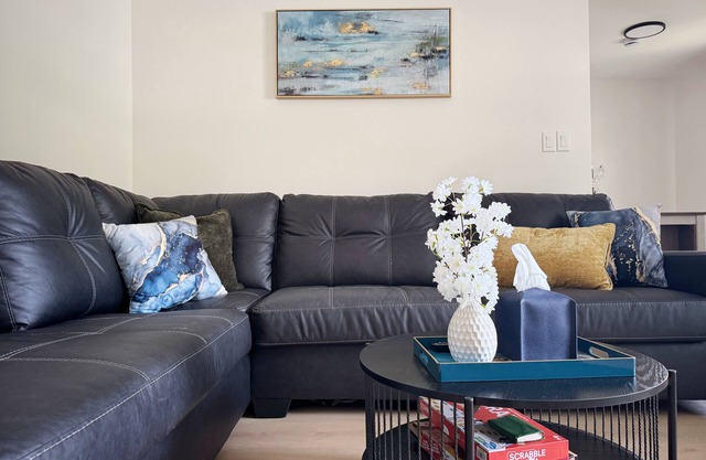 Cypress Suites 7A - KING 2BD/1BA Apt in Newburgh