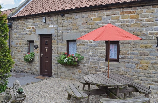 Dairy Cottage - 28344
