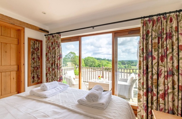 Dairy Cottage - Three Bedroom House, Sleeps 5