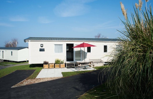 Daisy 3 bedroom modern caravan on Haven's Award Winning Rockley Park