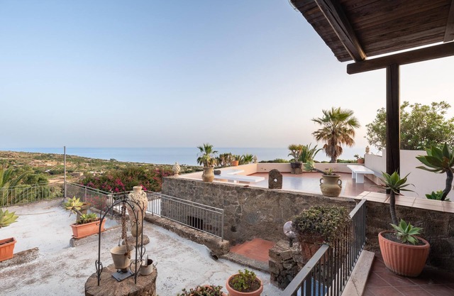 Dammuso Rosa - Isola Di Pantelleria