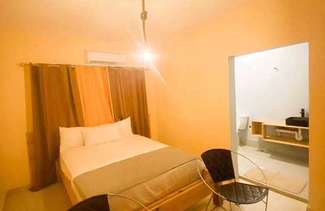 Danshari Room B-3 (Parking-Breakfast included) Malecon-Beaches 10 minutes away