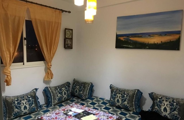 Dar Sultan (blue rosa)