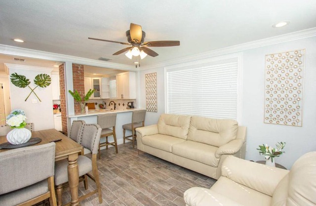 Davis Island Near Amalie Arena. Ybor City. Downtown & Tampa General