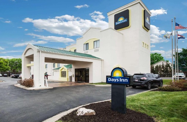 Days Inn by Wyndham Blue Springs