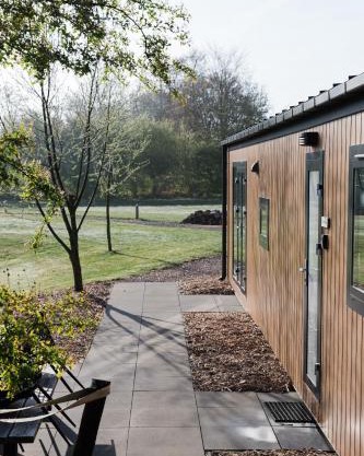 De Eend - Tiny house in de Zeeuwse Natuur