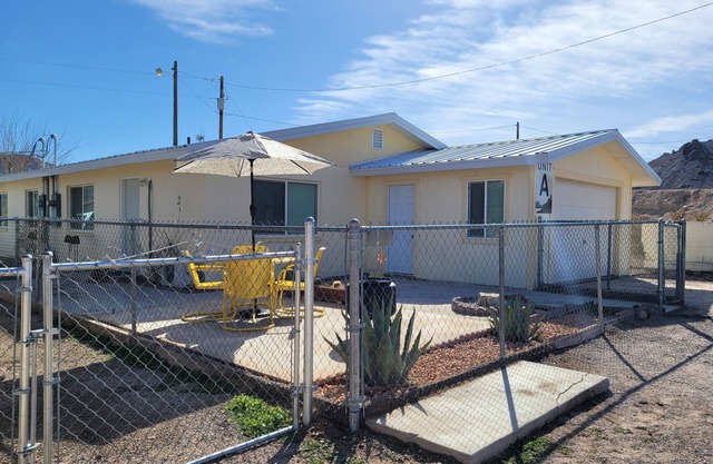 Death Valley Gateway Suite-A