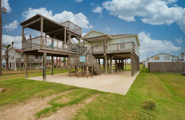 Decks Galore Gulf Views As Far As The Eye Can See