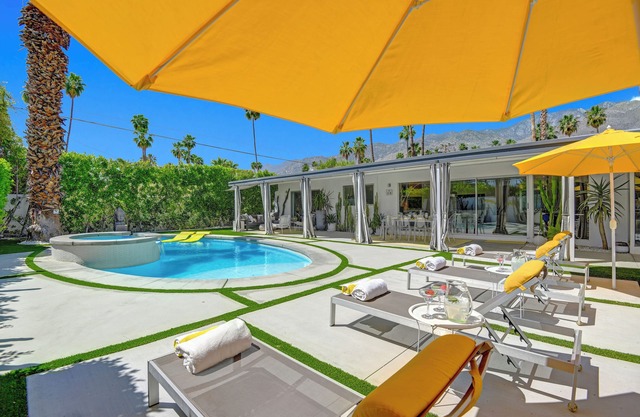 Deepwell Dream Home - Modern Luxury, Close to Everything, Amazing Location