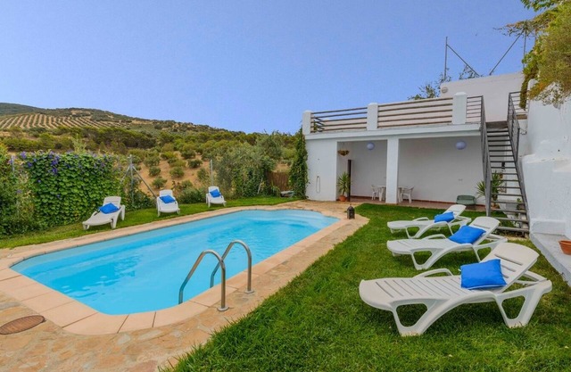 Dehesa de las Casas Algarinejo by Ruralidays