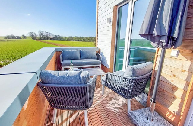Deichbude Tossens - Modernes Ferienhaus für 4 Personen