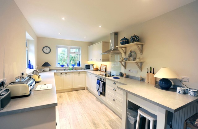 Delightful and beautifully proportioned cottage.