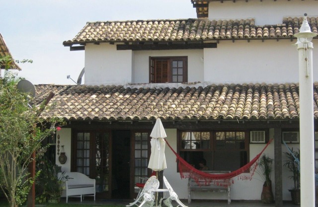 Delightful beach house in cond w/pool sauna soccer field 300ms beach
