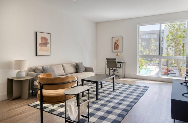 Delightful Mountain View 1BR w/Gym, Pool, near Retail, by Blueground