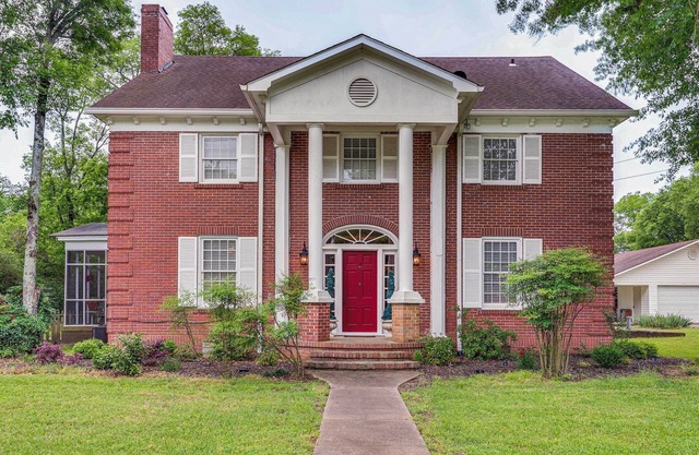 Delightful Retreat w/Fireplace + Large Yard!