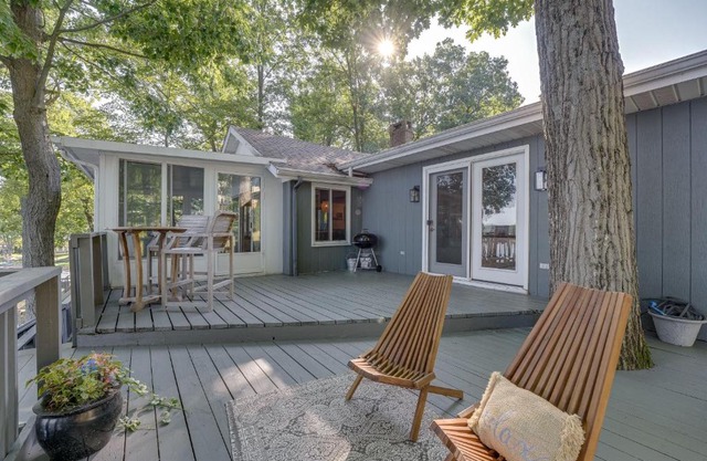 Delton Oasis Retreat with Lake Views and Deck!