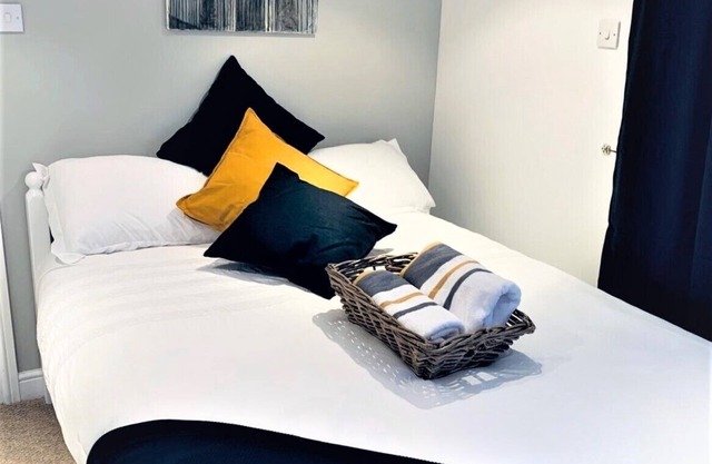 Deluxe Double Room with Shower