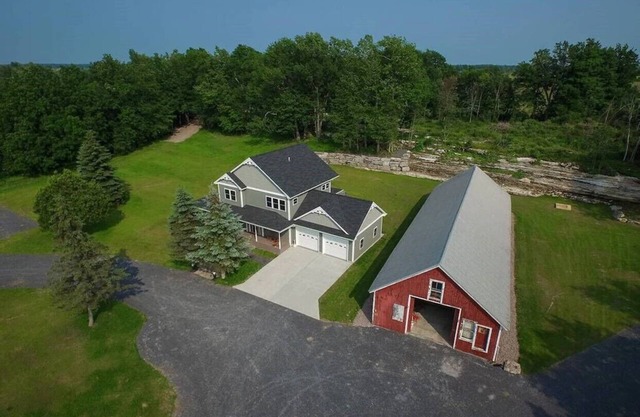Deluxe House - 5 bedroom/5 bath