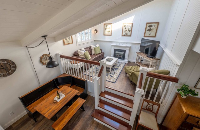 Deluxe Master Suite | Bandon Marina Inn