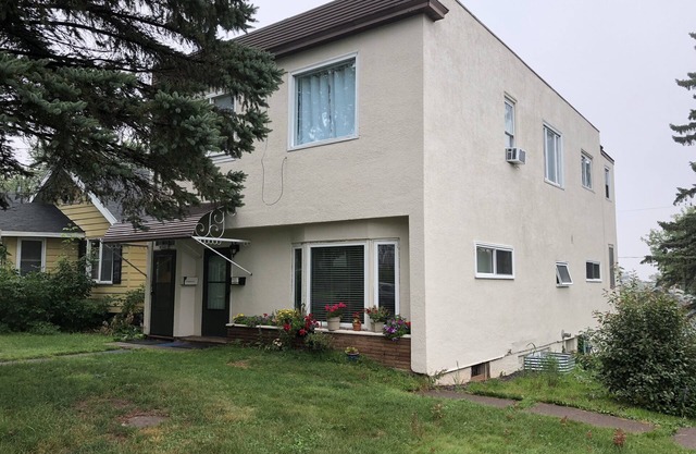 Denfeld 3 bedroom 9 month lease Aug-May