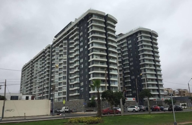 departamento ,impecable moderno funcional frente al mar zona centrica