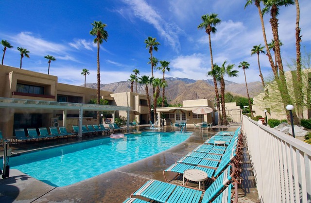 Desert Condo w/Pool & Balcony Views