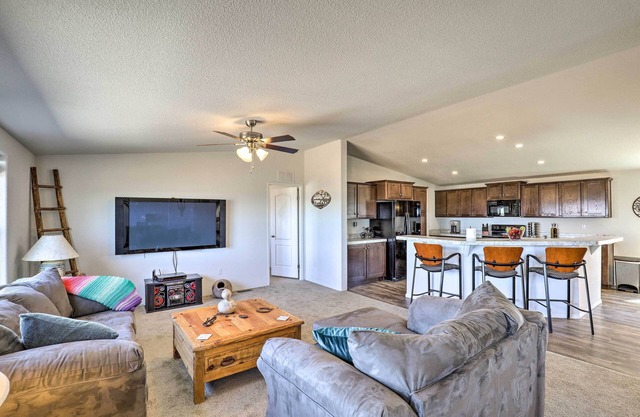 Desert Escape Off I-10 w/Over 1 Enclosed Acre!