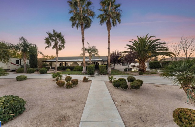 Desert Oasis in the center of the city of Palmdale