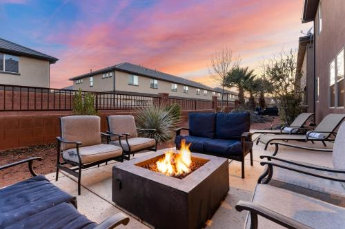 Desert Solitaire #101 townhouse
