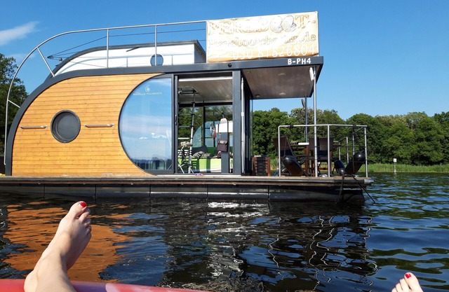 Design houseboat -one tour- in Berlin and Brandenburg, no permit necessary