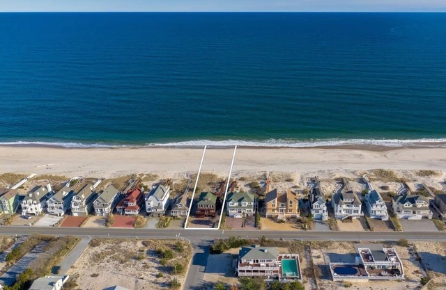 Designer Oceanfront Luxury Bdrms! surround sound art collection,hot tubonBeach