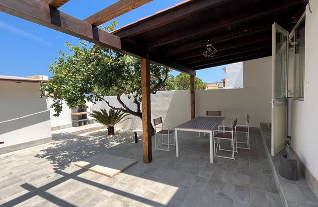 Detached house 5 minutes walk from the sea