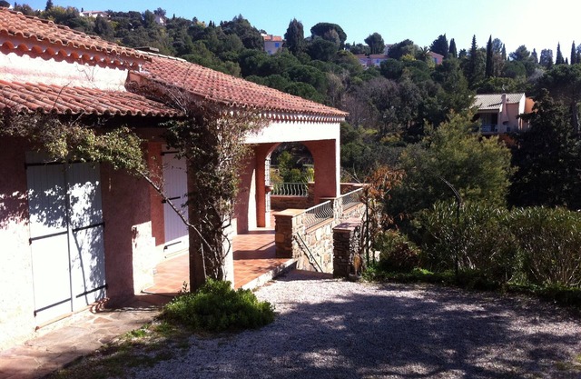 Detached villa in La Croix Valmer peninsula of Saint-Tropez