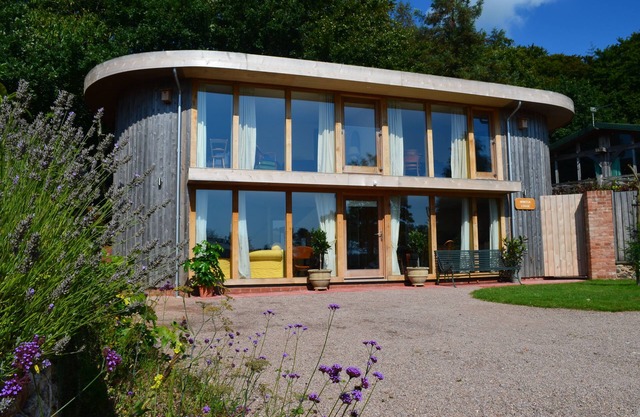 Detacted , Luxury Lodge Within Open Country