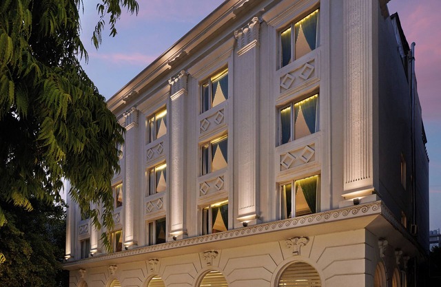Deventure Sarovar Portico Patel Nagar