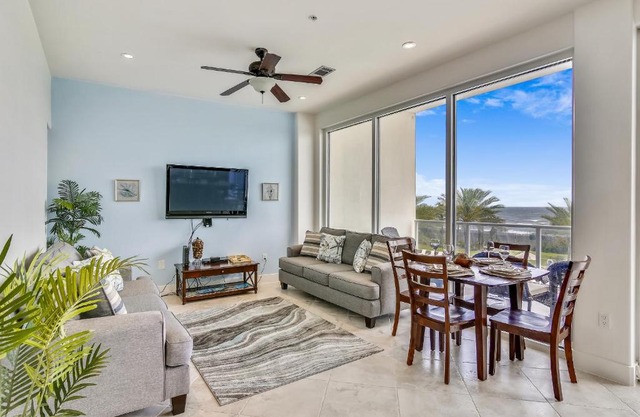 Diamond Beach 312-Island Jewel
