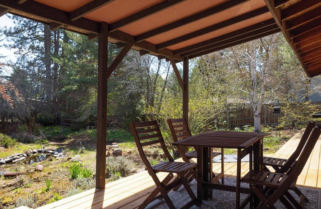 Diamond Retreat, Cozy 2BDRM Charmer in Bend