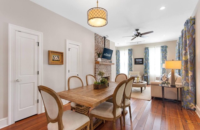 Dianna Browns Place | Historic District
