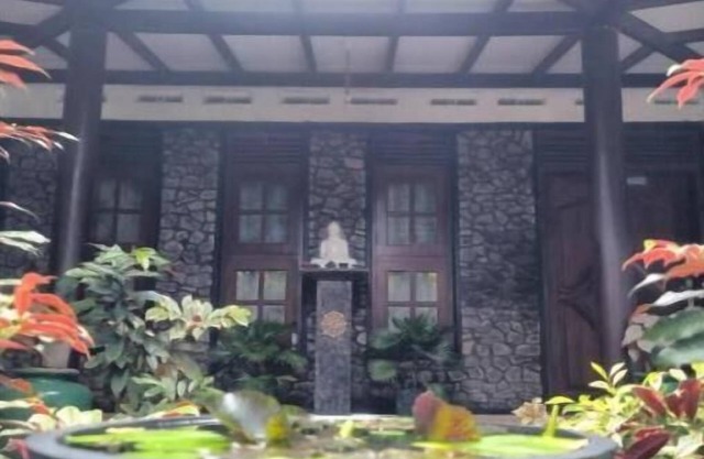 Dickwella Green Villa-Three-Bedroom Villa