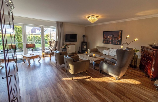 Die Ferienwohnung "haus Hamburg" im Erdgeschoss ist Geschmackvoll Eingerichtet u