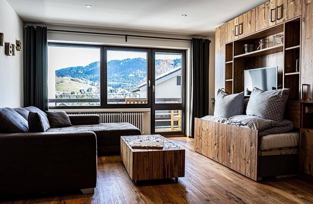 Die Ferienwohnung Steibis Suite Verfügt Über 2 Schlafmöglichkeiten für bis zu 4