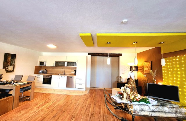 Direct location on the edge of the forest with high-quality wellness area Pet-friendly!