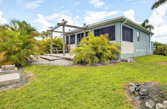 Direct Myakka River Access: Canal-Front Gem!