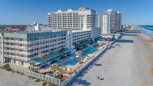 Direct oceanfront, fantastic ocean view, separate bedroom ! - All amenities available November 1 !