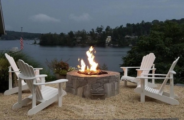 Direct Waterfront Home~Panoramic Views & Hot Tub on Candlewood Lake~Aug Discount