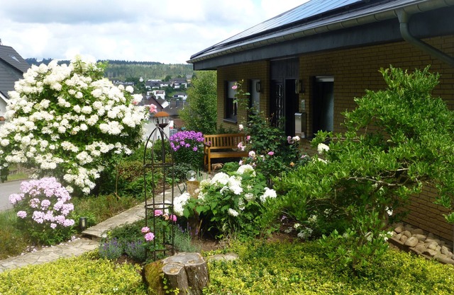 Disabled-friendly apartment with garden, terrace, e-car charging facility