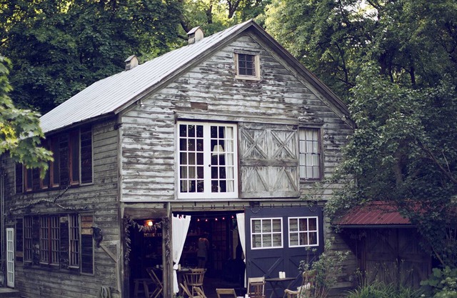 Discounted Weekly Summer Stays at The Barn in Tivoli