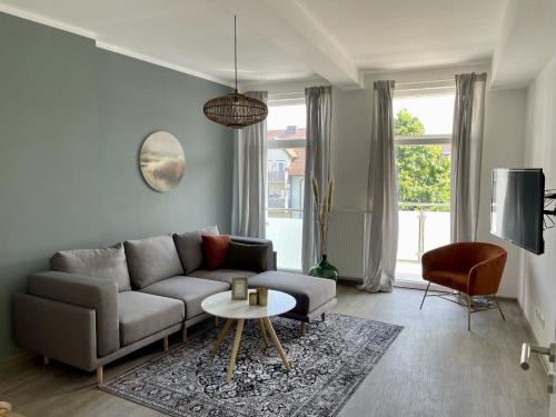 discovAIR - Modern & Zentral, INKLUSIVE Parkplatz & Kaffee bis zu 2 Schlafzimmer & Balkon